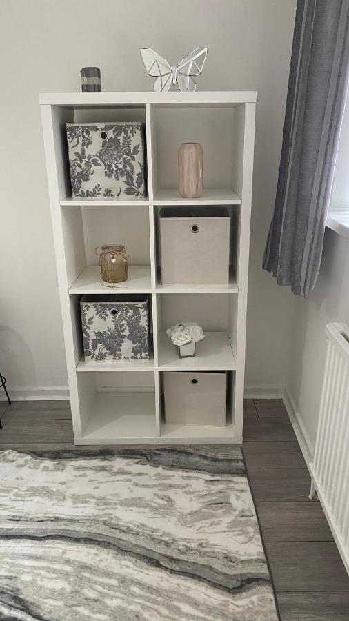 Bv Luxury Spacious 3 Bedroom House At Isaac Close Manchester Buitenkant foto