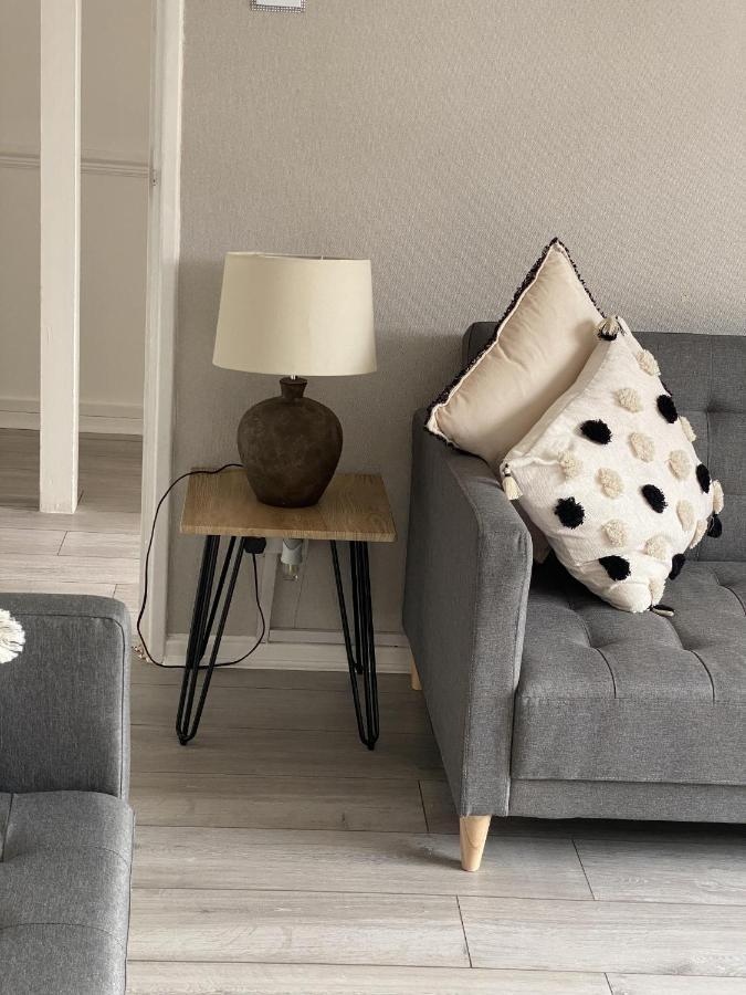 Bv Luxury Spacious 3 Bedroom House At Isaac Close Manchester Buitenkant foto